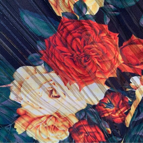 Roses Floral Blouse Medium Career top Sheen Button down Top - Picture 6 of 14